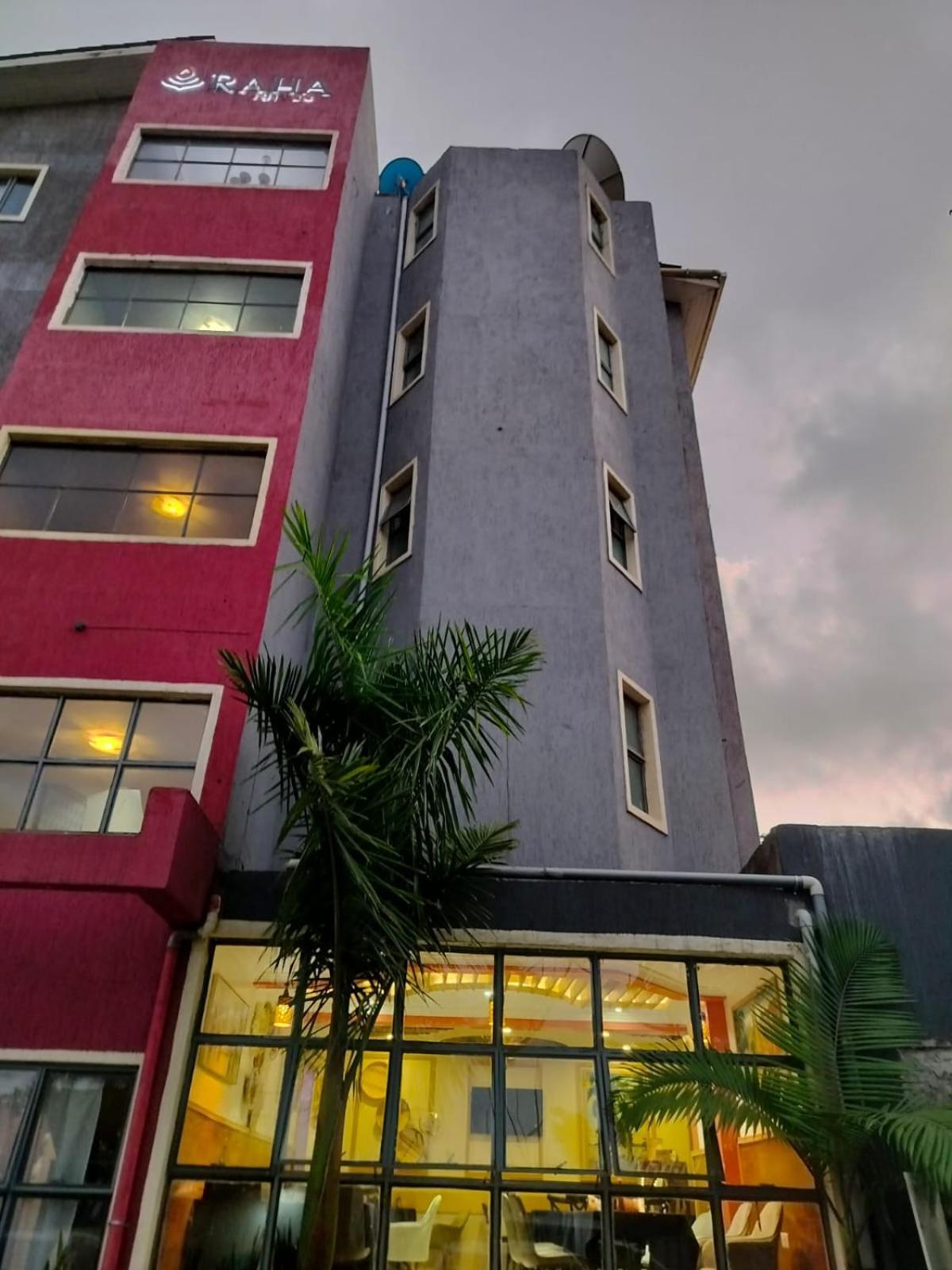 Raha Hotel & Suites Nairobi Exteriör bild